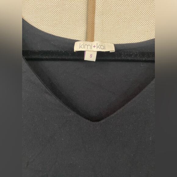 Kimi + Kai Maternity "Annabelle" V-Neck Mesh Print Maxi Dress size Small (b17) - Picture 5 of 6